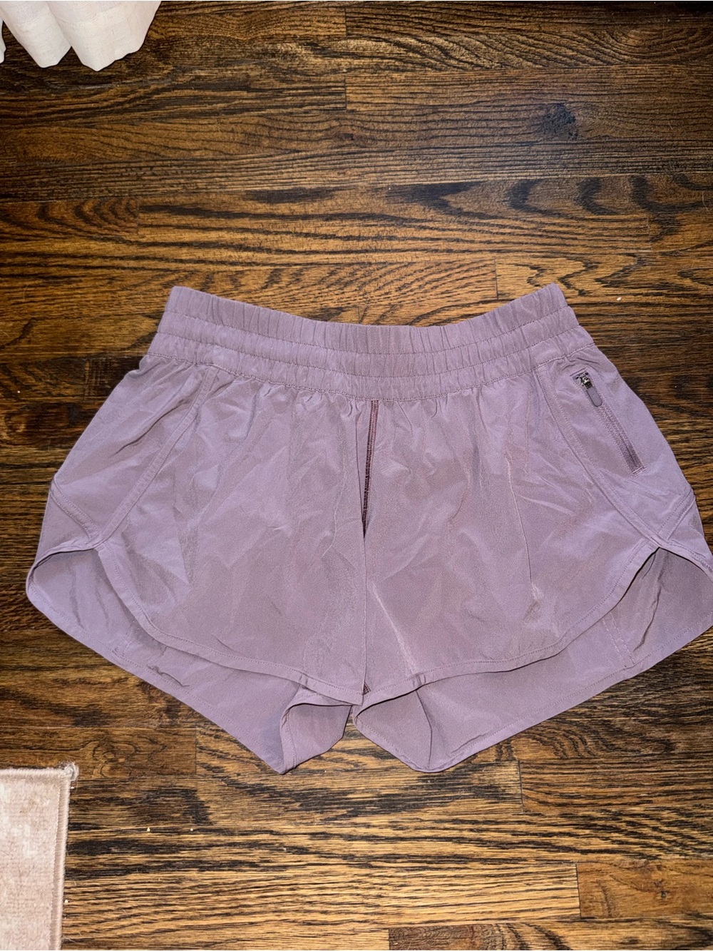 Lululemon Tracker Shorts Mauve